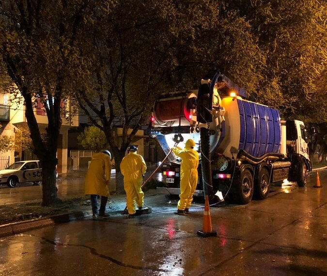 Corte de calzada en el Cordón Forestal