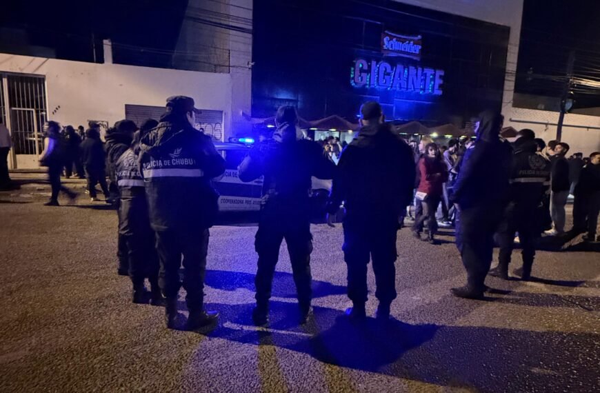 Detectaron a 12 menores que intentaban ingresar a boliches