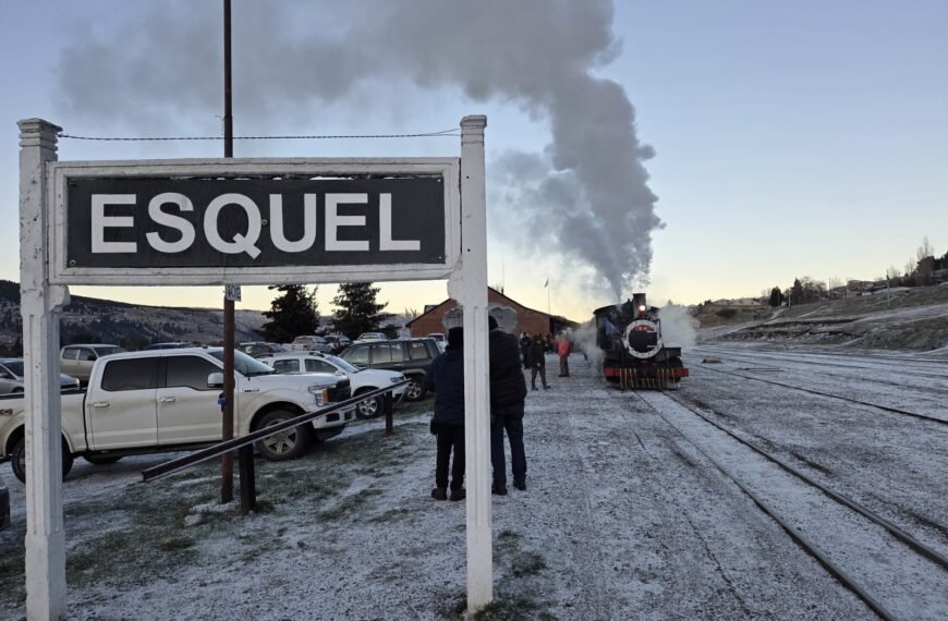 La Trochita suma una nueva salida adicional y se posiciona como uno de los principales atractivos turísticos del invierno