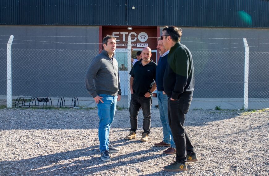 Luque con la Cámara de Comercio de Puerto Madryn: «No vemos la luz al final del túnel», advierten empresarios ante la crisis