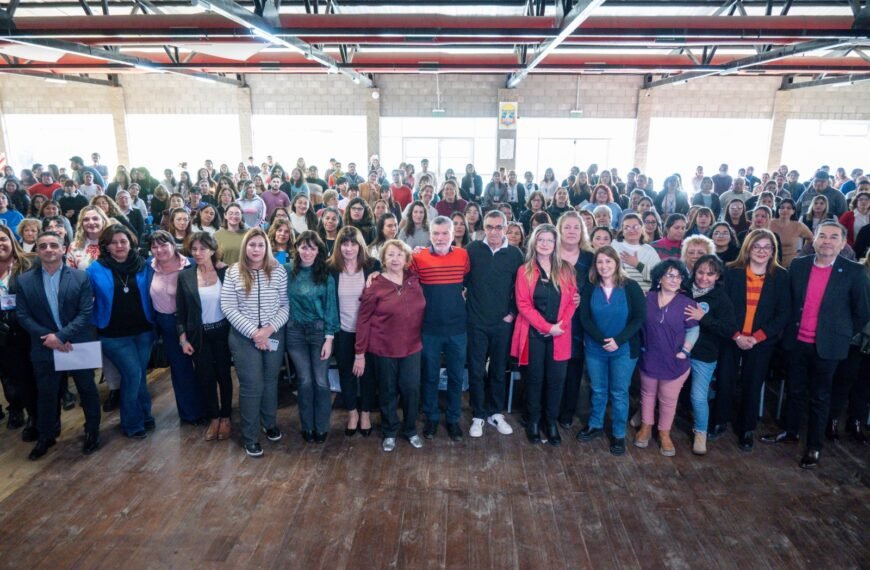 Con gran convocatoria, comenzaron las Jornadas de Autismo