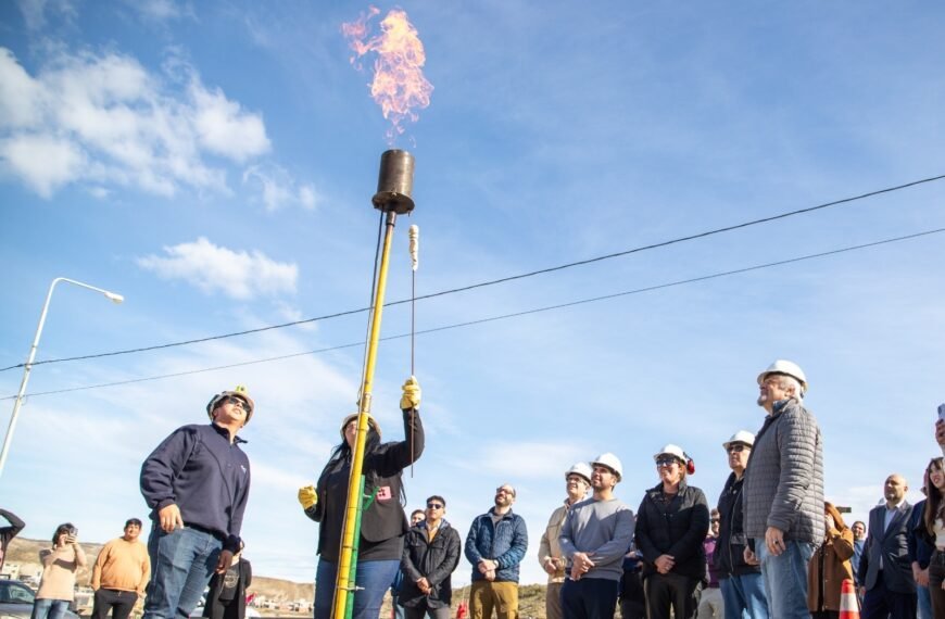 Othar inauguró la red de gas que beneficia a 73 familias del barrio Don Bosco