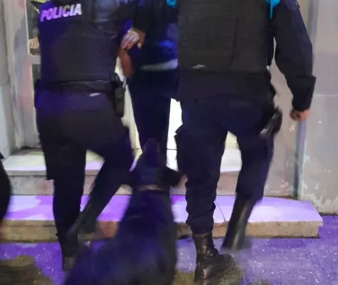 Tenía pedido de captura y lo encuentran en la terminal de ómnibus