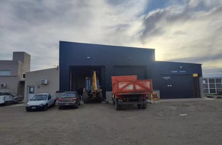 Un empleado municipal golpeó a su compañera porque se negó a llevarlo