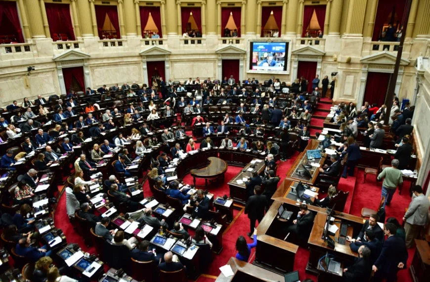 Diputados aprobó el rechazo al veto de Milei…