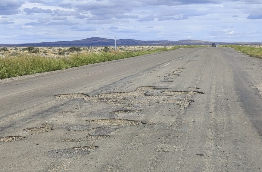 Torres anunció la licitación para la repavimentación de la Ruta Nacional N° 40 entre Facundo y Los Tamariscos con recursos provinciales