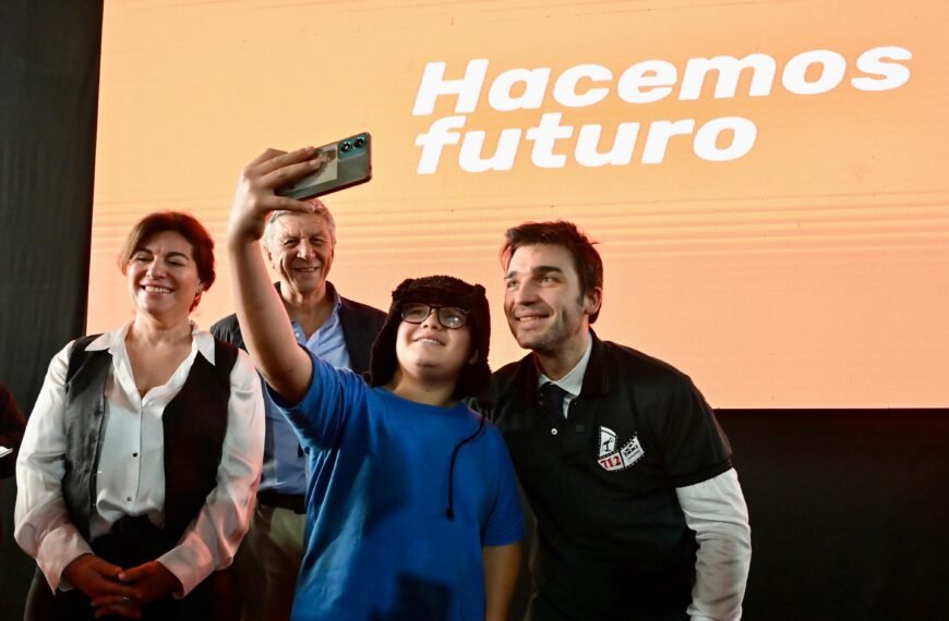 Torres: «Cuando asumimos, el 50% de los chicos de 3 grado no sabía leer ni escribir, hoy más del 80% de los chicos de 1 grado ya lee y escribe»