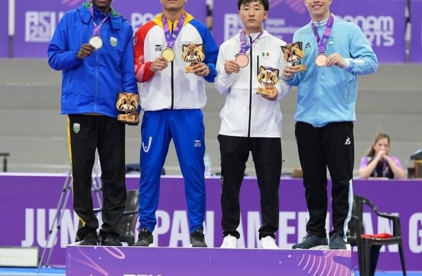 Luka Salesky: «Es mi primera medalla, estoy muy contento y muy orgulloso»