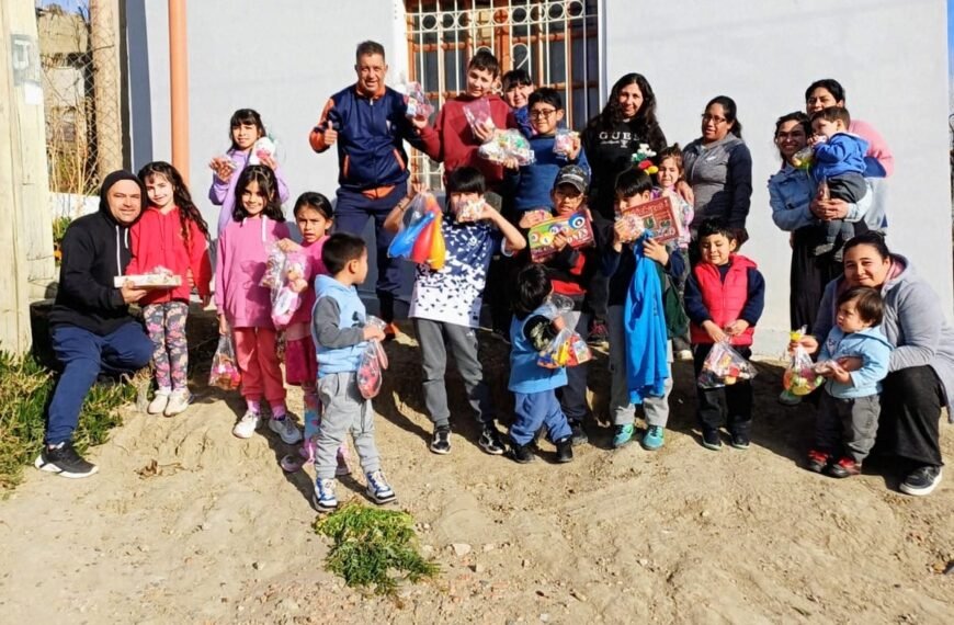 La CAI Solidaria llevó alegria a los chicos de Cerro Solo
