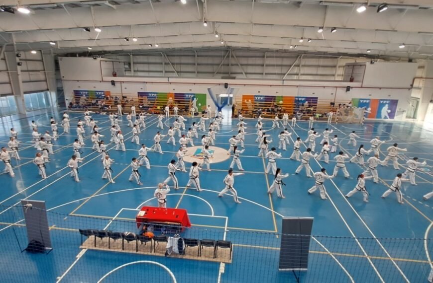 Héctor Marano, referente mundial del Taekwondo dictó una Master Class