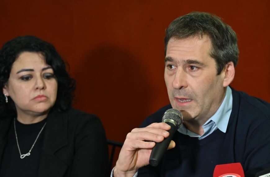 «No les tengo miedo a la campaña sucia porque sé que es lo único que saben hacer» disparó Luque.