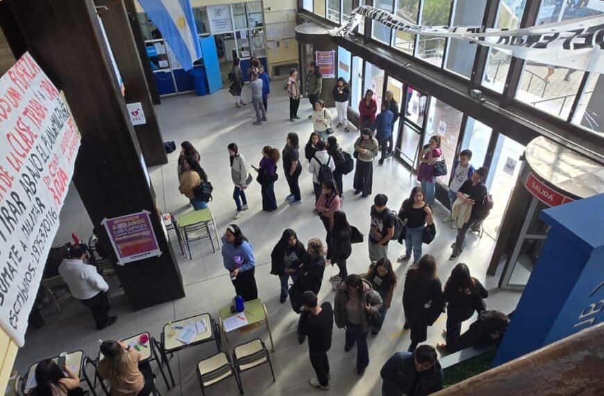 Hasta las 19 continúa la jornada electoral en la Universidad