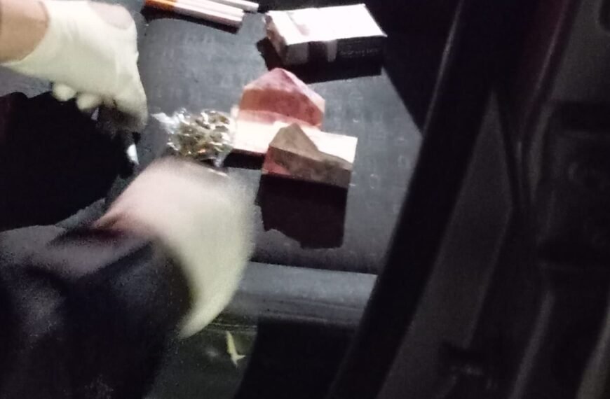 Llevaba marihuana en el auto y lo descubrieron en un control de tránsito