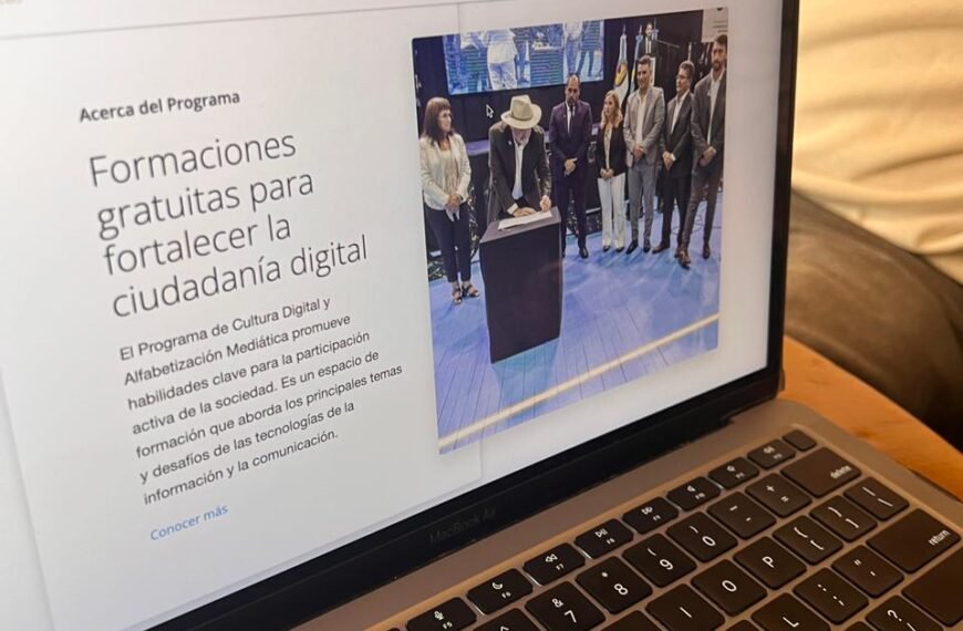 Se lanzó la primera Plataforma Educativa de Alfabetización Digital y la Diplomatura en Inteligencia Artificial y Cultura Digital