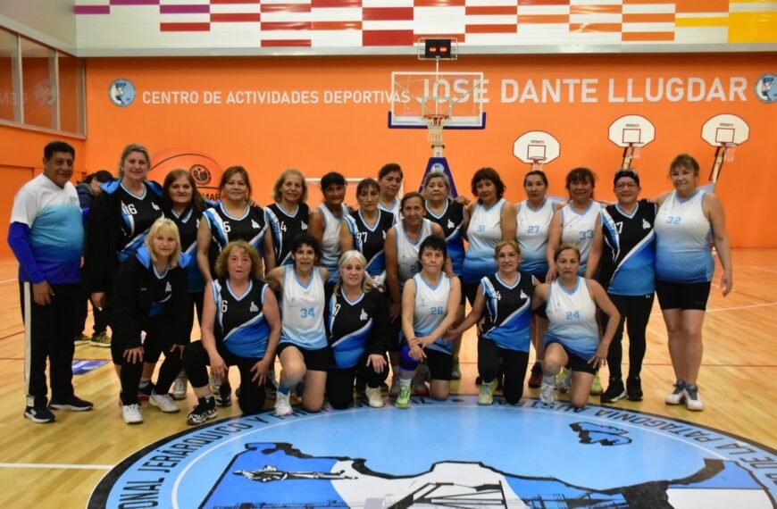 Quedaron inauguradas las finales regionales de Maxi Básquet Femenino en Comodoro