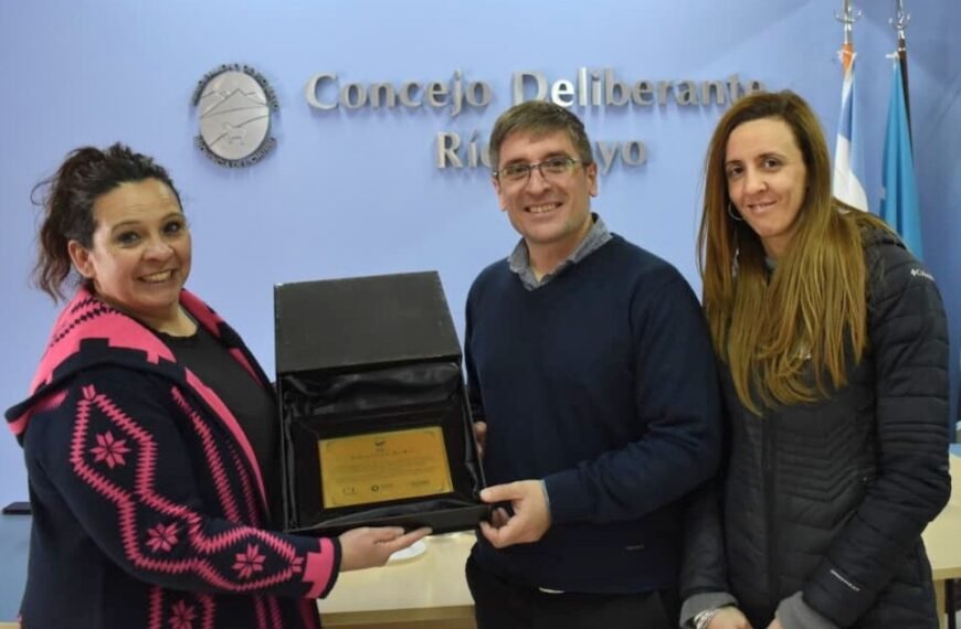 El Municipio llevó la Master Class Ambiental a Río Mayo
