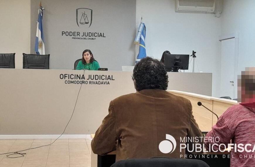 Declaran inadmisible el recurso extraordinario de la defensa de J.P.R.C.