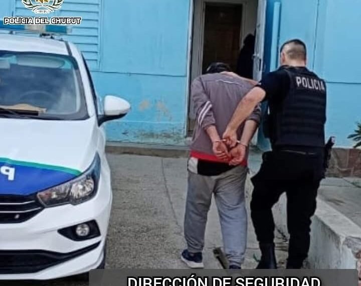 Detenido por amenazar a un hombre con una lanza y un machete