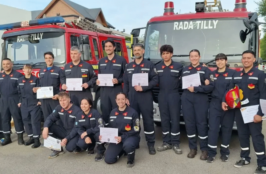 Proponen eximir de impuestos municipales a Bomberos Voluntarios en reconocimiento a su labor 