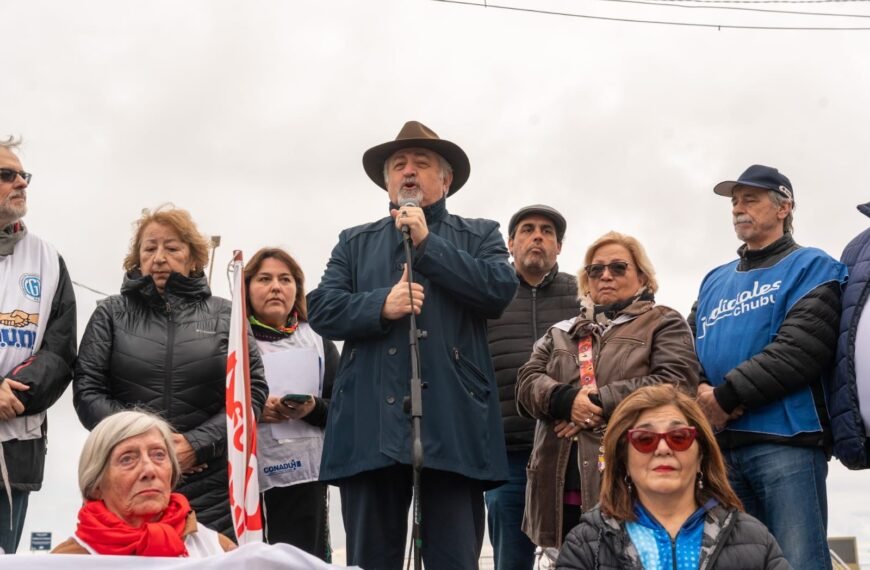 Othar: «En Comodoro y en todo el país defendemos con fuerza a la universidad pública»