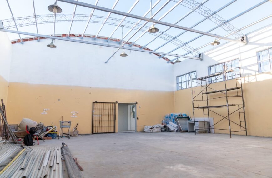 Avanza la obra de renovación de la Vecinal del barrio 30 de Octubre