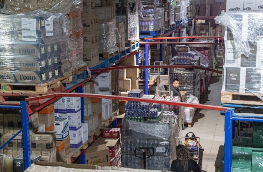 Detectaron numerosas irregularidades en un supermercado chino del barrio San Cayetano