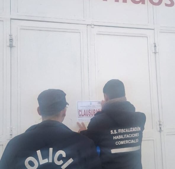 Clausuraron un supermercado chino por vender bebidas alcohólicas en la jornada electoral