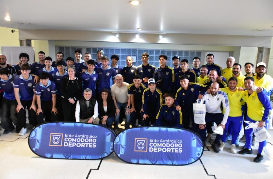 Comodoro recibió al plantel de Boca de cara a los amistosos con Waiwen