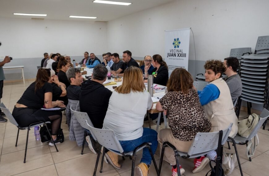 Funcionarios municipales mantuvieron un importante encuentro con vecinalistas de zona sur