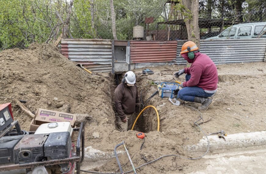 Avanzan con la ampliación de la obras de gas y mantenimiento vial en Bella Vista Sur