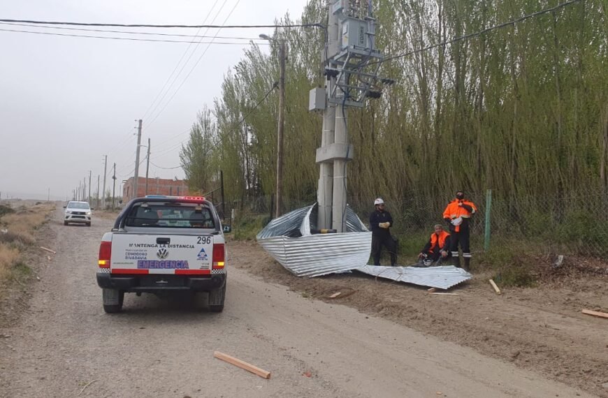 Defensa Civil interviene durante el temporal de viento: Las ráfagas superaron los 120 km/h