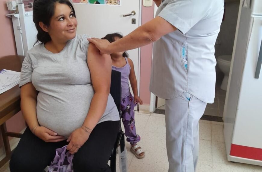 Más de 2.500 embarazadas ya se vacunaron en Chubut para proteger a sus bebés de la Bronquiolitis y la Neumonía