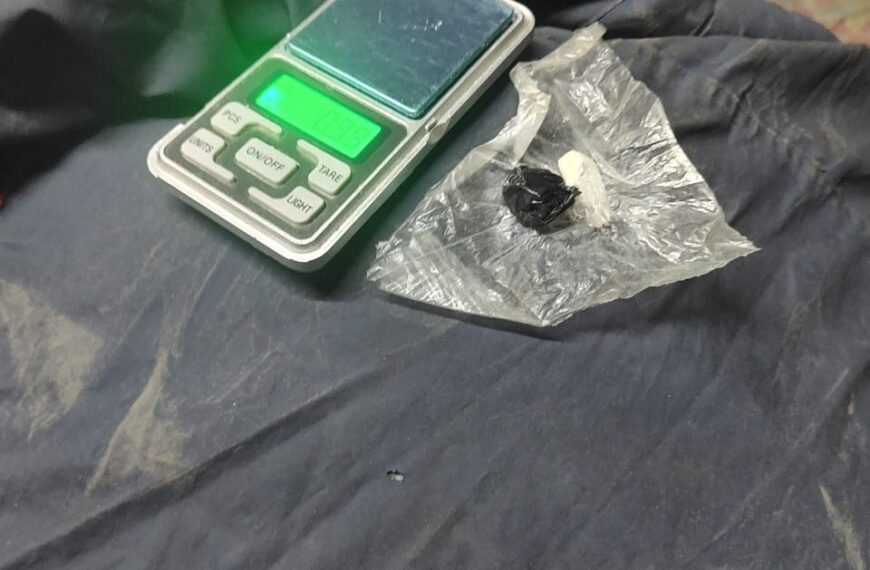 Descubren un taller mecánico que funcionaba como punto de venta de droga en el José Fuchs