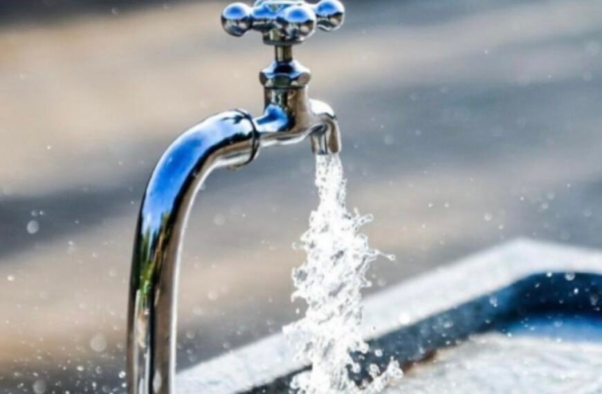 Comodoro sin agua: Siguen las tareas de reparación del acueducto del ‘66