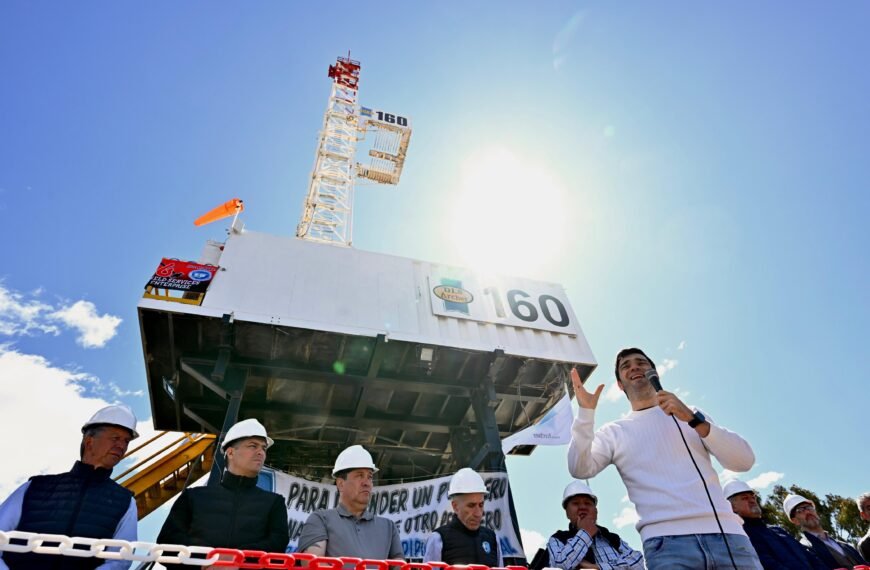 Torres destacó el inicio de la era no convencional en Cerro Dragón y ratificó que «defender el trabajo en nuestra provincia es la prioridad»