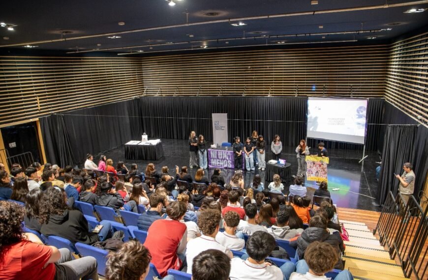 Más de 200 alumnos participaron del concurso audiovisual “En camino a la igualdad de género»