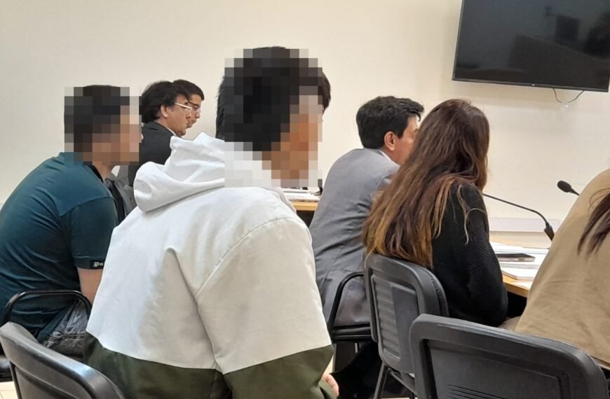 Mantienen la preventiva para acusados de agredir y robar a un automovilista