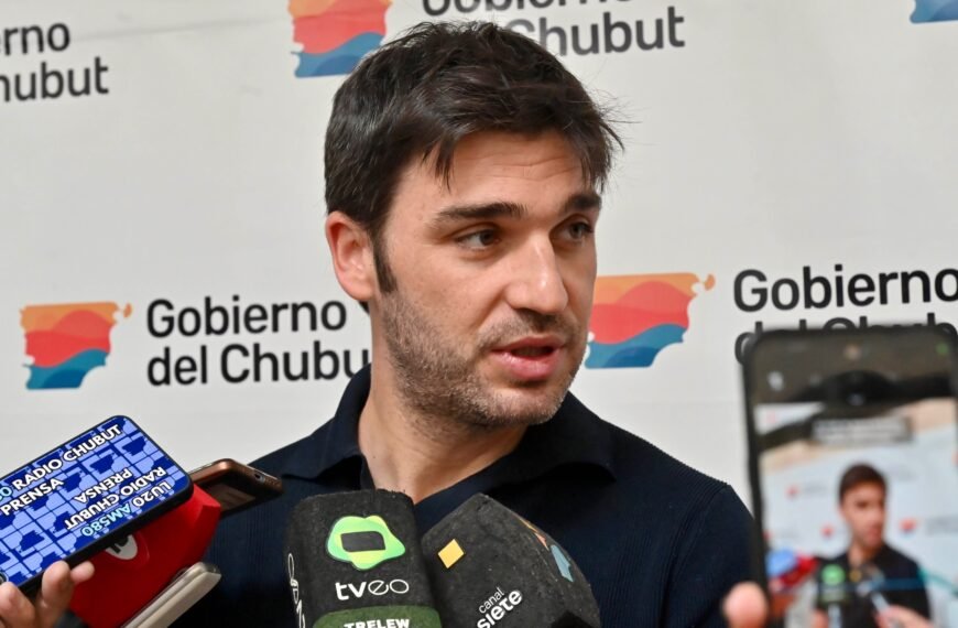 Torres se reúne con el ministro del Interior de la Nación por el Presupuesto y las retenciones al crudo