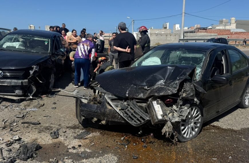 Dos conductores alcoholizados, corrían picadas y provocaron un grave accidente