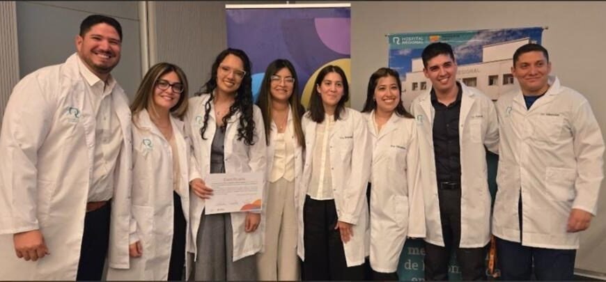 El Hospital Regional entregó certificados a 12 nuevos especialistas de la salud