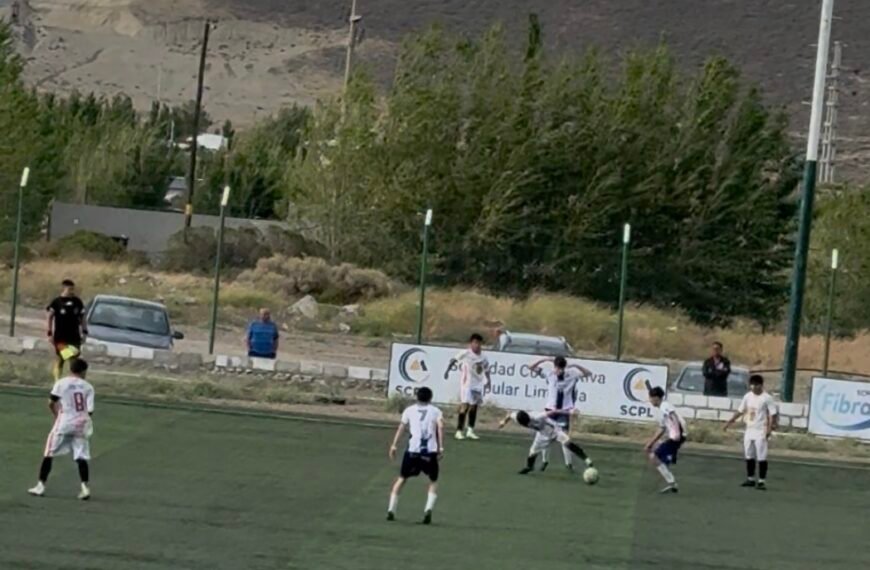 Huracán y Newbery se repartieron triunfos en los choques de inferiores