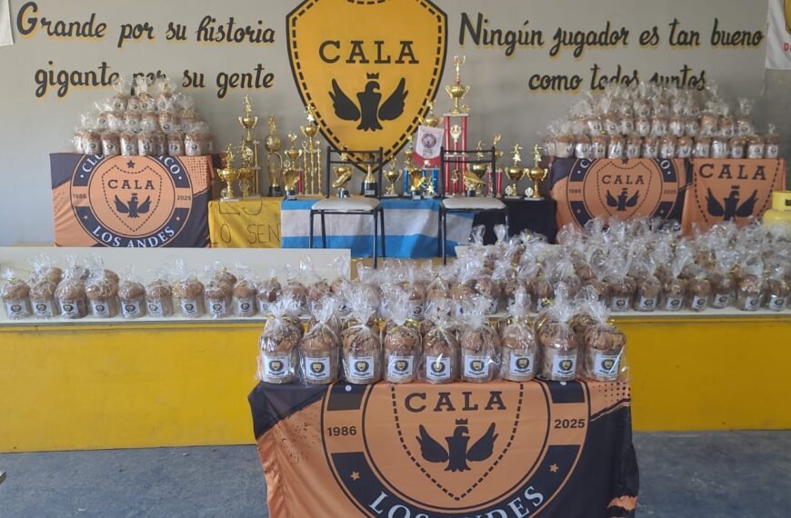 Los Andes solidario: El club regaló mil pan dulces