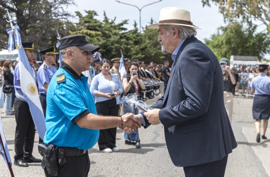 Othar acompañó el 68° Aniversario de la Policía del Chubut