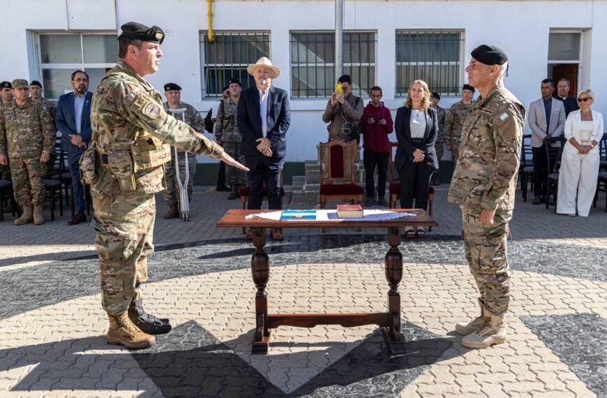 Othar acompañó la asunción del segundo jefe de la IX Brigada Mecanizada del Ejército