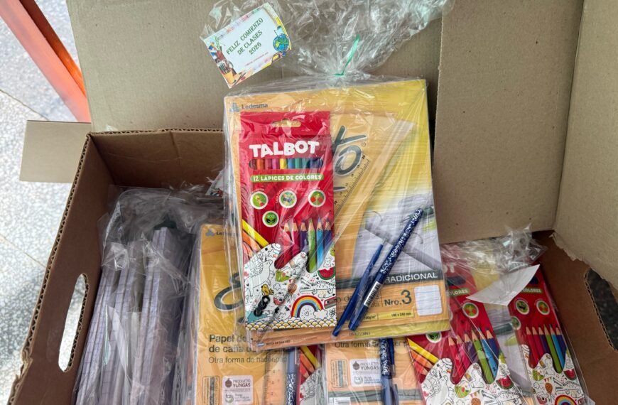 Más de 500 kits escolares para alumnos de la Escuela 23 de Próspero Palazzo