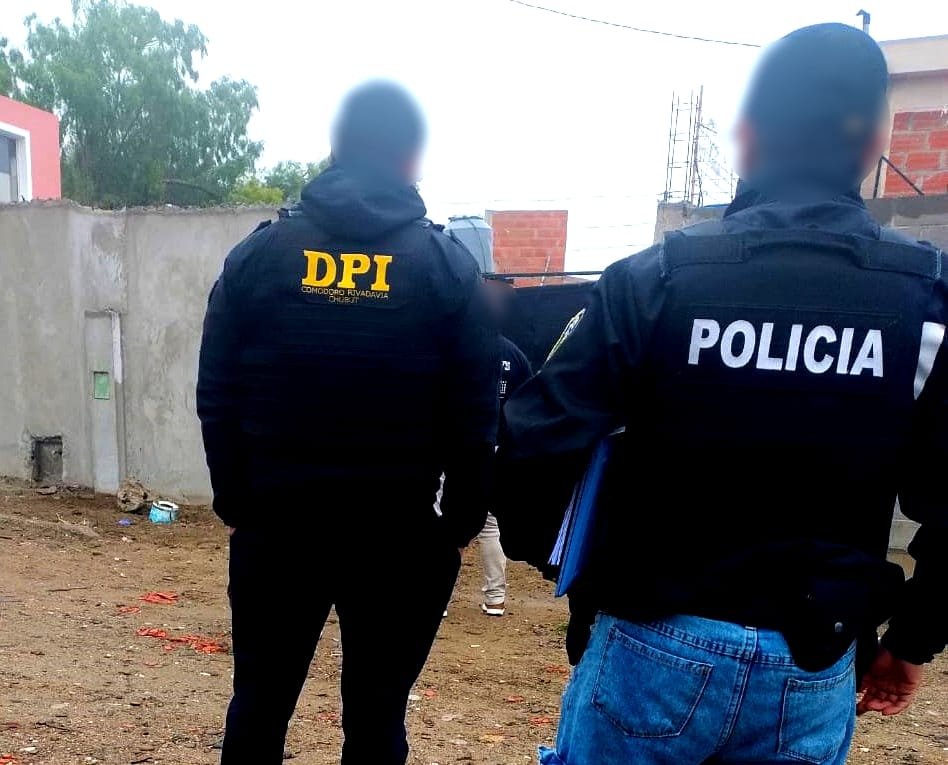 La Policía del Chubut secuestró armas de fuego y detuvo a dos personas vinculadas con violentos hechos