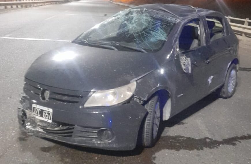 Despistó con su auto en Km 4 y&hellip;