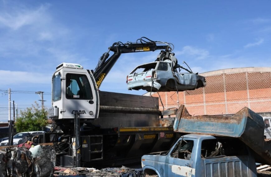 Arriba Chubut impulsa proyecto para eliminar focos de contaminación por vehículos abandonados