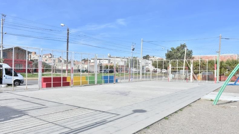 Un perro fue víctima de un ataque a tiros tras una pelea entre dos hombres en la plaza Igor