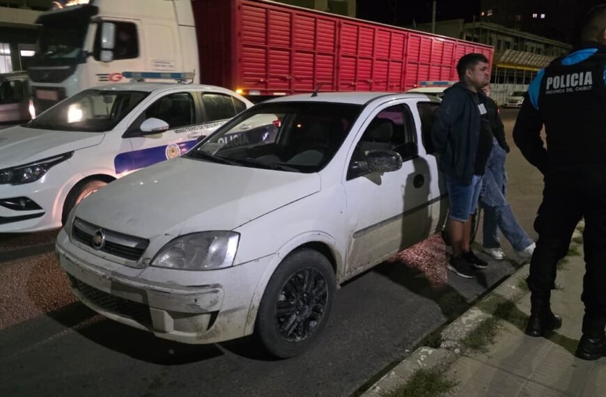 Secuestran un auto en el centro tras maniobras…